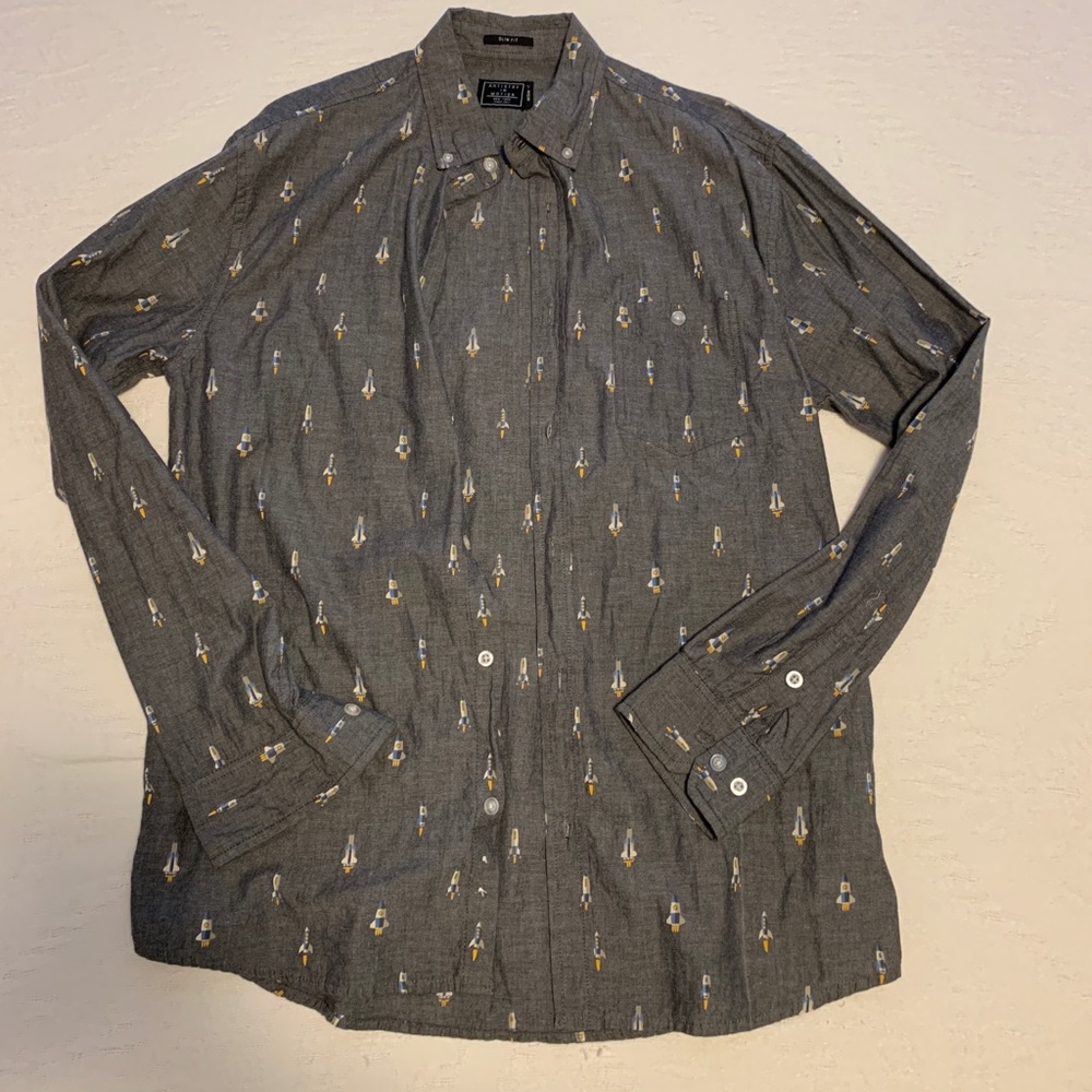 Rocket button down